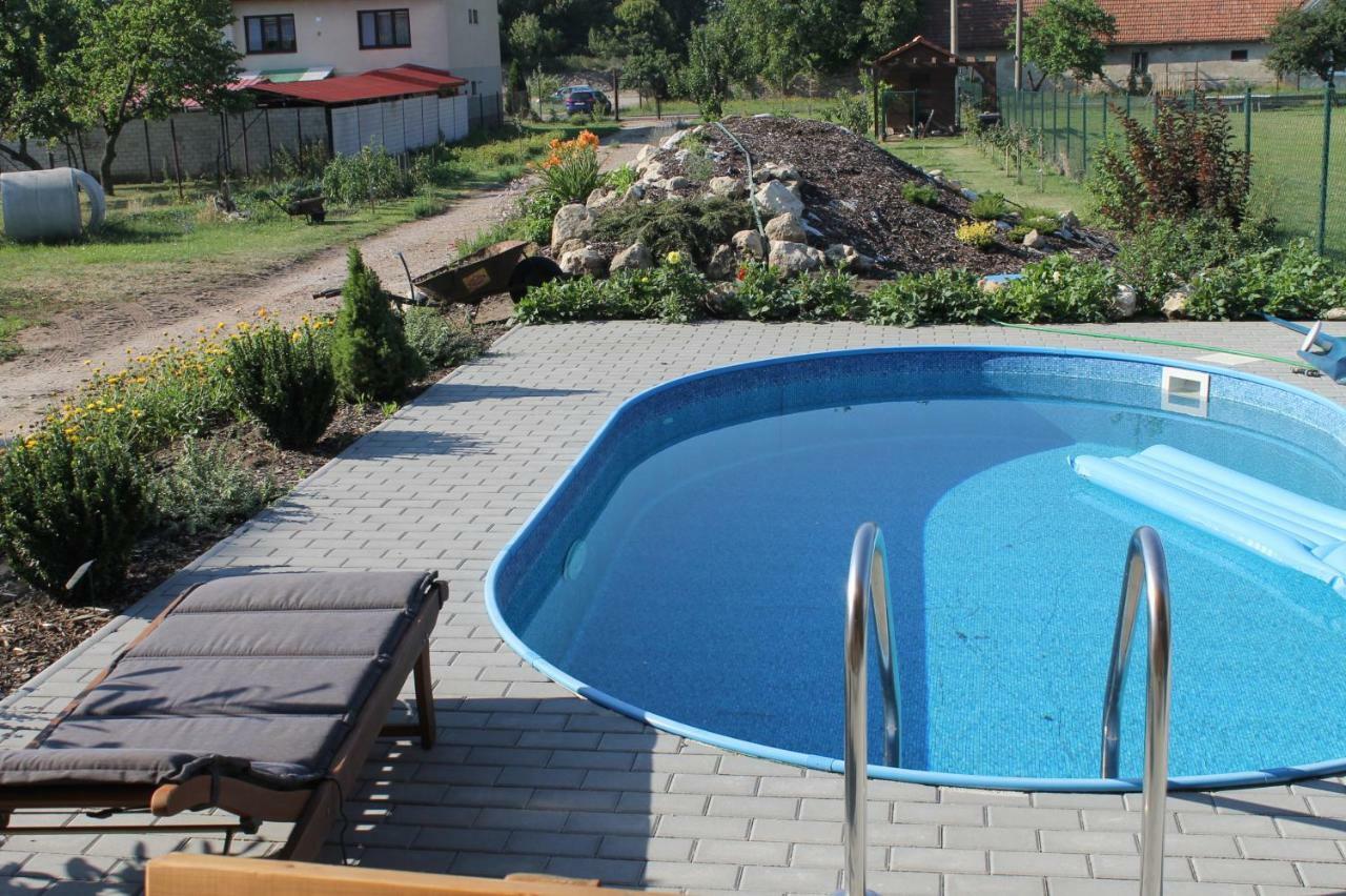 "U Capa" Krasny Apartman V Sedleci Sedlec  Ngoại thất bức ảnh