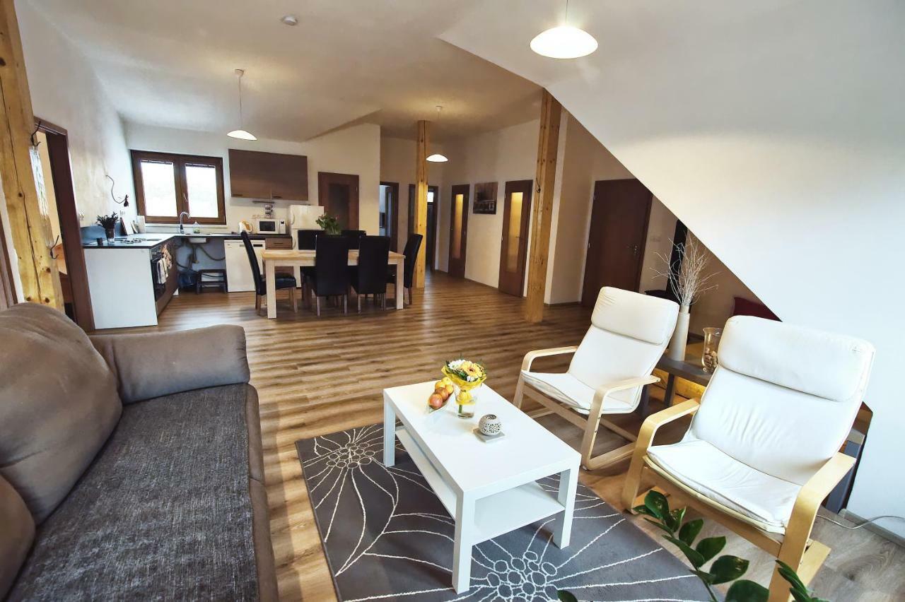 "U Capa" Krasny Apartman V Sedleci Sedlec  Ngoại thất bức ảnh