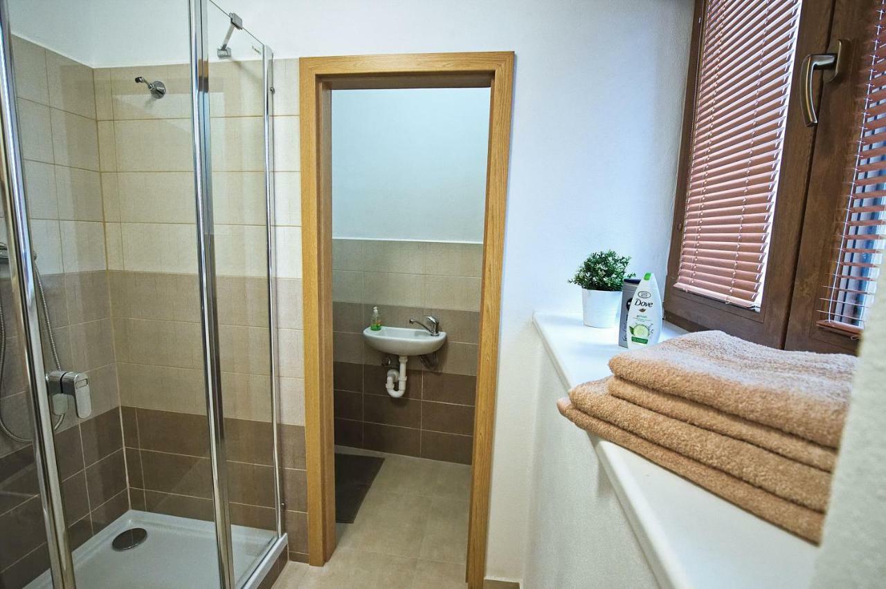 "U Capa" Krasny Apartman V Sedleci Sedlec  Ngoại thất bức ảnh