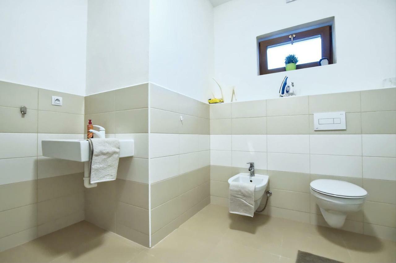 "U Capa" Krasny Apartman V Sedleci Sedlec  Ngoại thất bức ảnh
